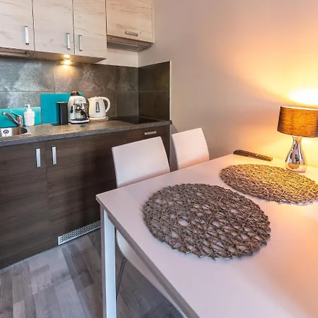 Way2stay Lubicz Apartman *